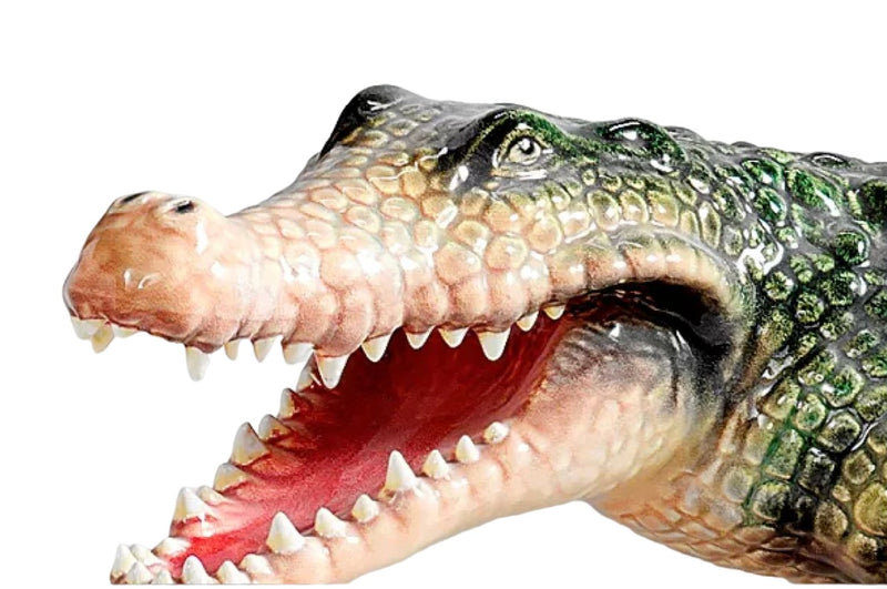 <tc>Large crocodile porcelain figure</tc>