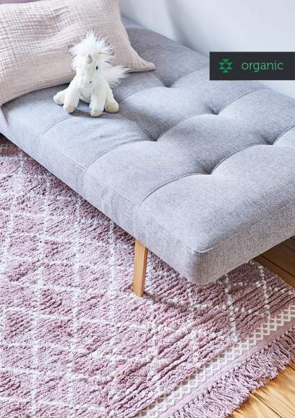 Blødt og fluffy gulvtæppe med grafisk mønster